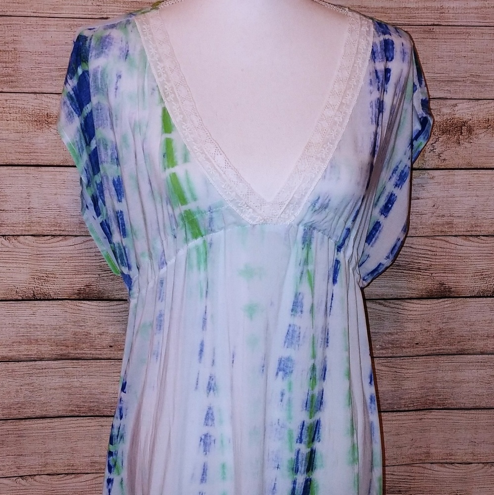 Hem & Thread Dress